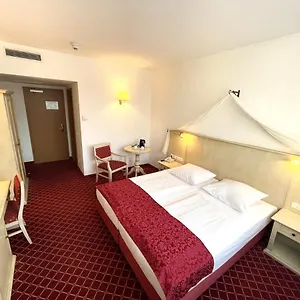 Otel Chateau Kurfuerstendamm Berlin