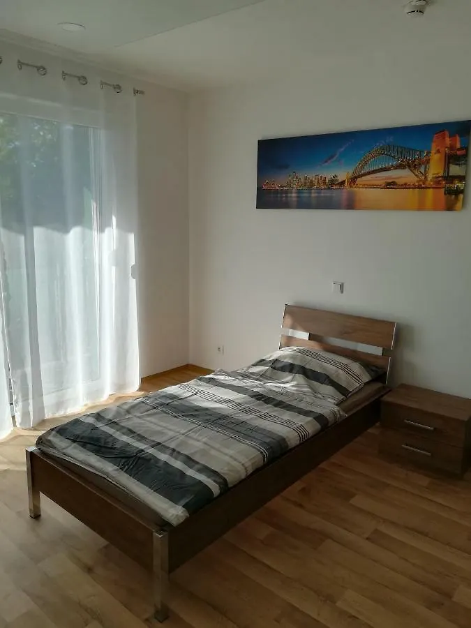 Jura Hotel Nürnberg 3*,